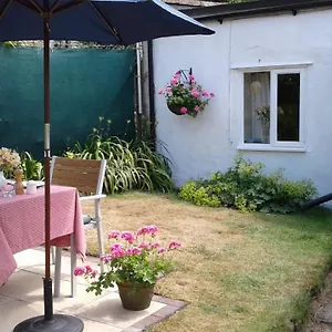 The At Weston Lawn 4*, Bath United Kingdom
