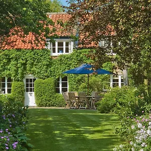 Hungate Garden Pickering