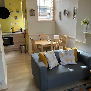 The Cosy Courtyard , Edinburgh United Kingdom